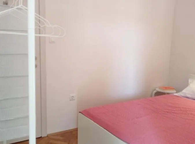 Apartment Faust Split